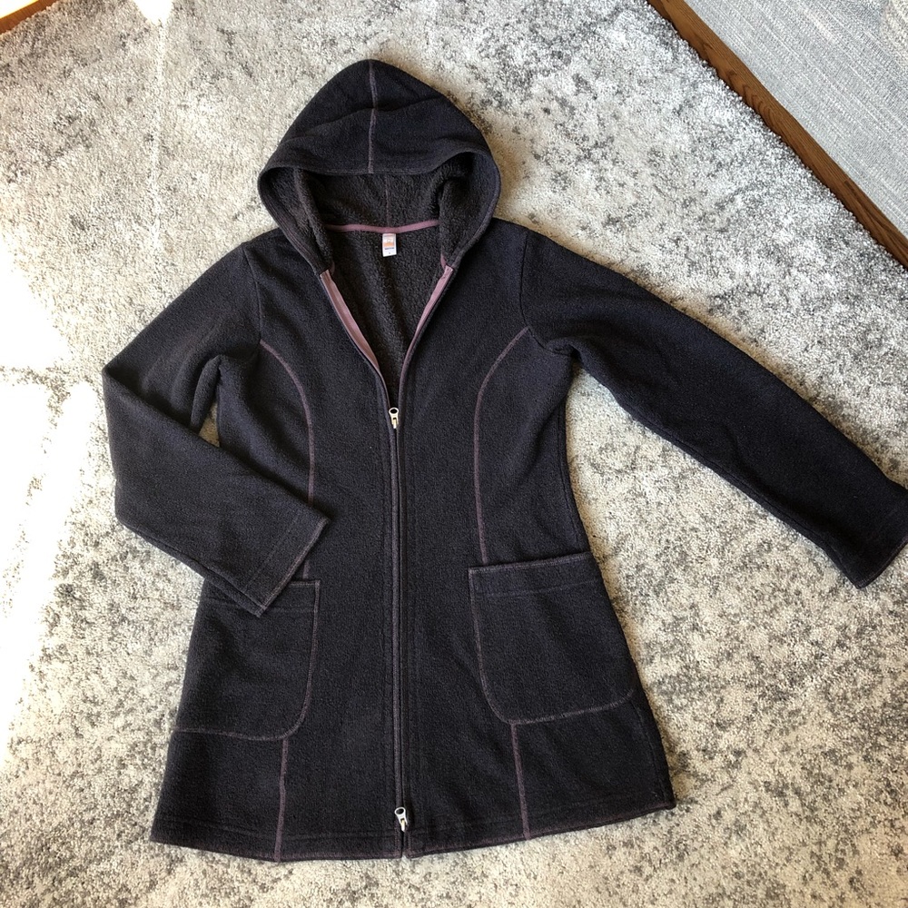 Lucy Long Full Zip Hooded Sweater Sz L